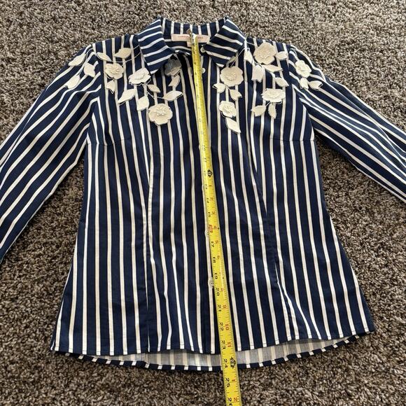 Carolina Herrera NY Shirt 2 Blue White Stripe Button Front Floral Appliqué - Picture 6 of 12